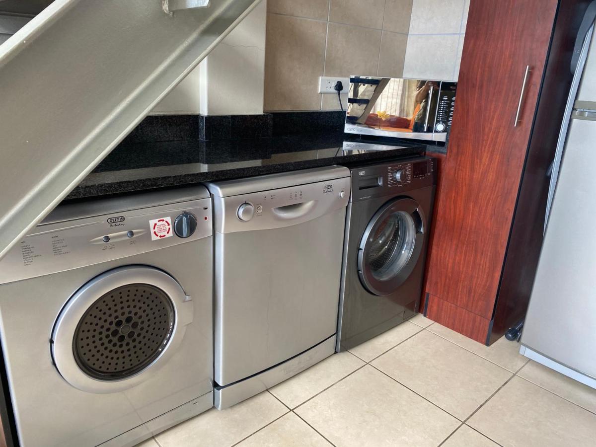 Luxury Nautica Suite 003 Mossel Bay Eksteriør billede